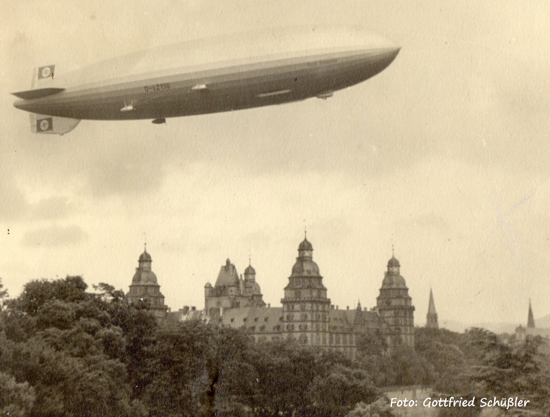 Luftschiff über Aschaffenburg