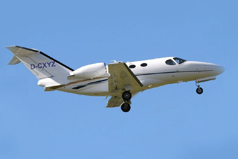 Cessna - Flugsportclub Aschaffenburg-Großostheim e.V.